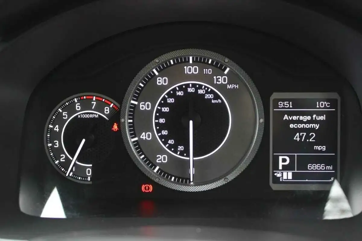 2023-suzuki-ignis-12-dualjet-sz-t-cvt-big-37