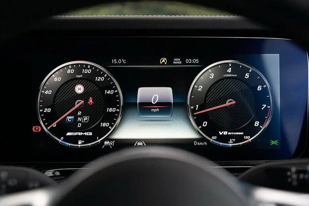 2023-mercedes-benz-g-class-40-g63-amg-big-49