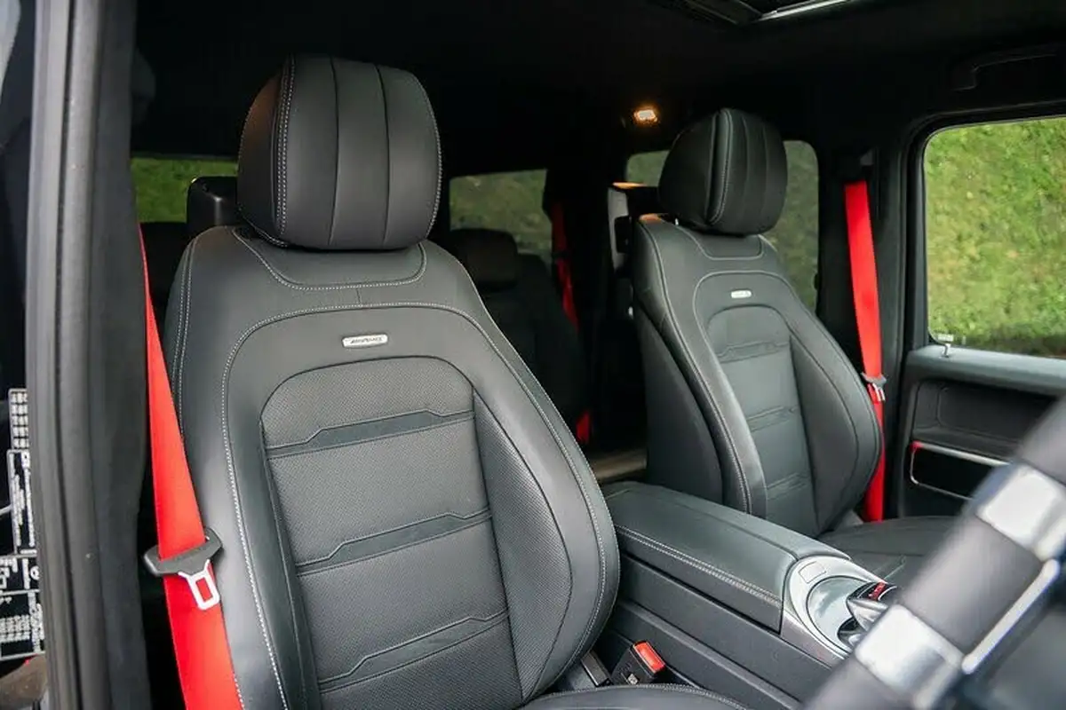 2023-mercedes-benz-g-class-40-g63-amg-big-1