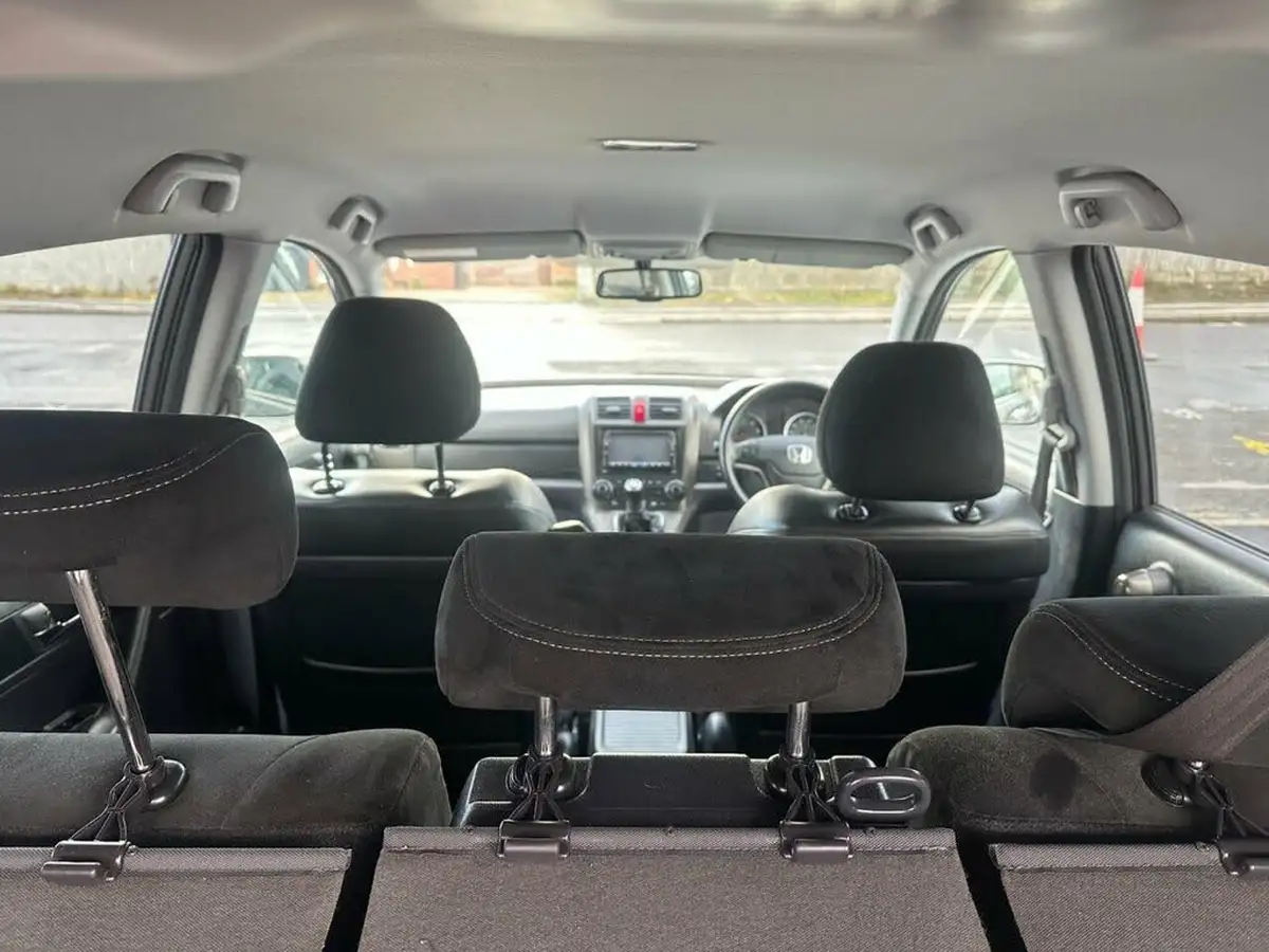 2010-honda-cr-v-22td-es-t-big-17