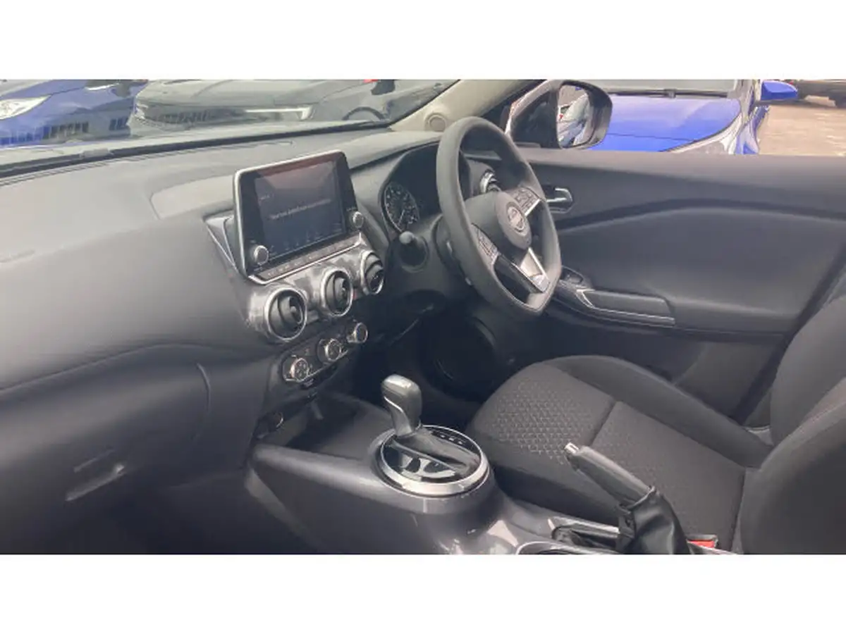 2023-nissan-juke-10-dig-t-acenta-dct-big-8