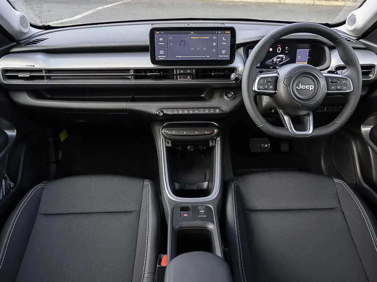 2025-jeep-avenger-12-gse-summit-e-hybrid-48v-auto-big-2