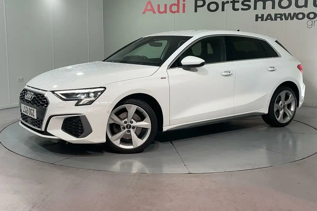 2021-audi-a3-15-35-tfsi-s-line-sportback-5d-big-9