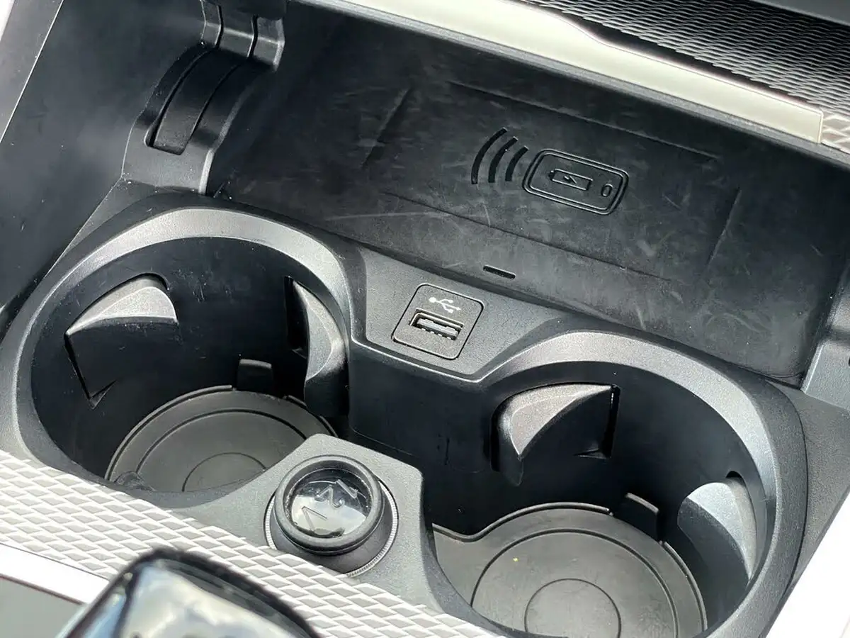 2022-bmw-4-series-20td-420d-m-sport-convertible-2d-big-49