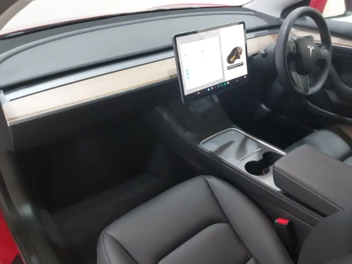 2021-tesla-model-3-e-long-range-4x4-big-4