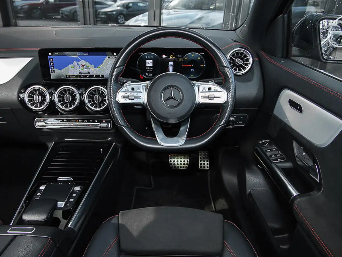 2022-mercedes-benz-eqa-e-eqa-250-amg-line-big-6