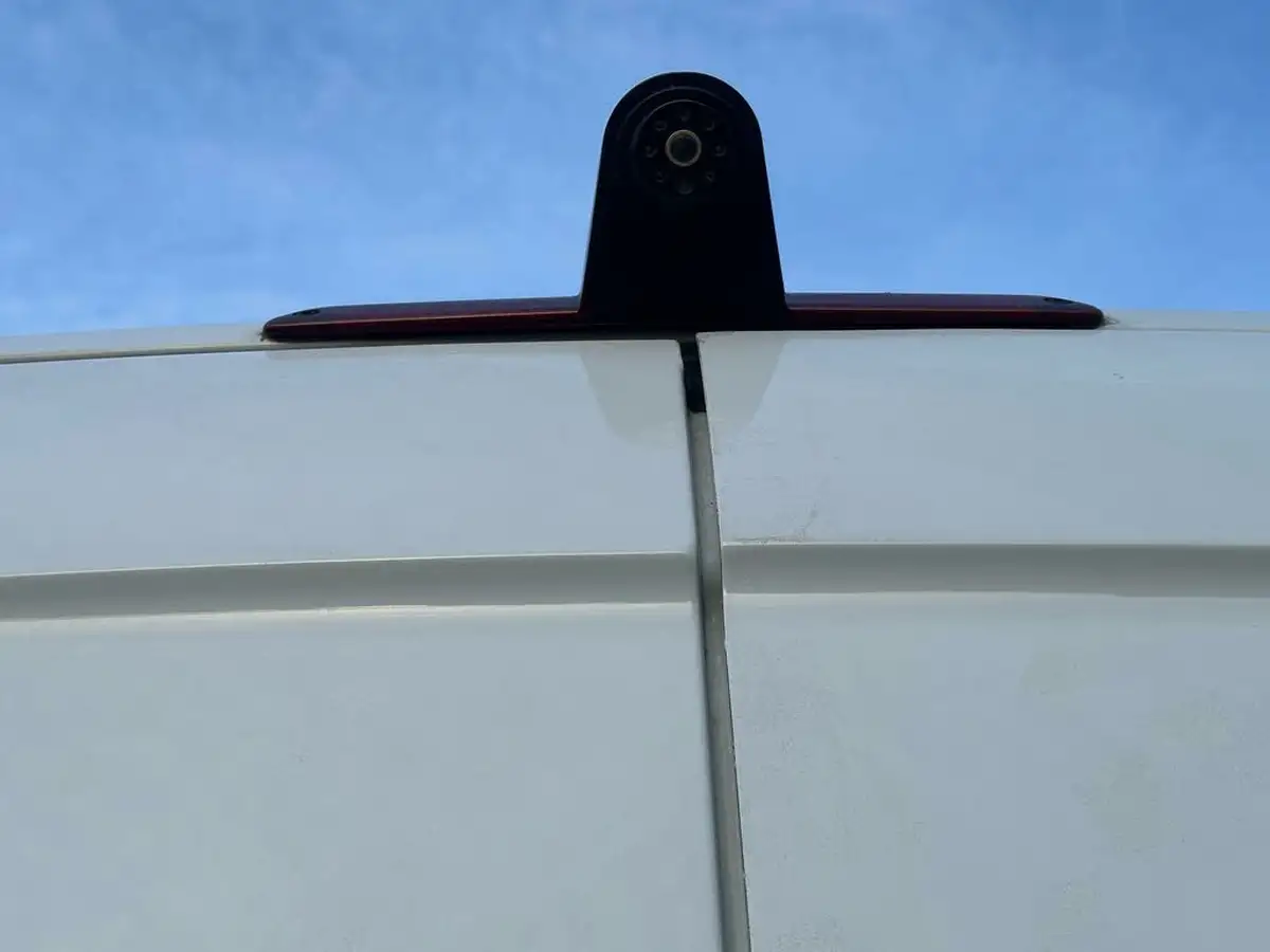 2018-mercedes-benz-sprinter-21cdi-311-l2h1-panel-van-rwd-eco-gear-360-big-14