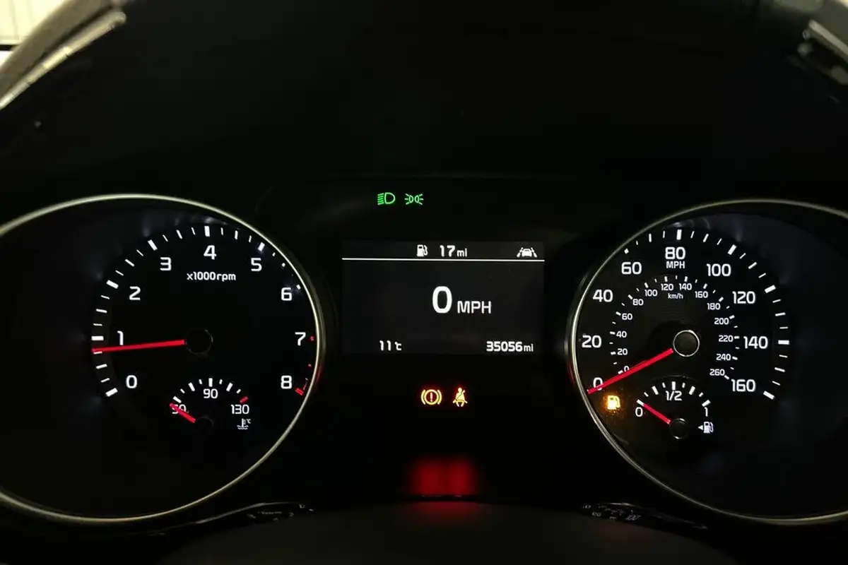 2021-kia-pro-ceed-15-t-gdi-gt-line-big-9