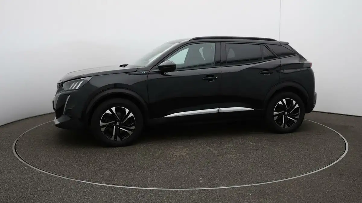 2023-peugeot-2008-suv-e-gt-136bhp-50kwh-station-wagon-big-40