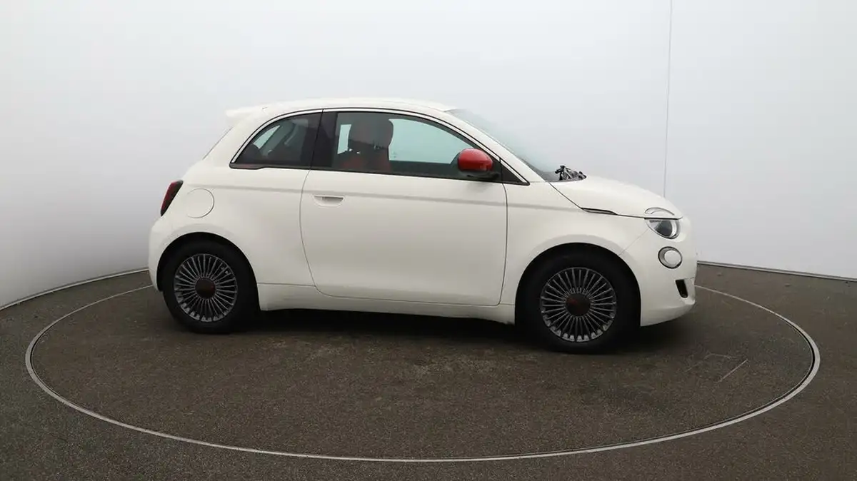 2021-fiat-500-e-red-117bhp-big-39