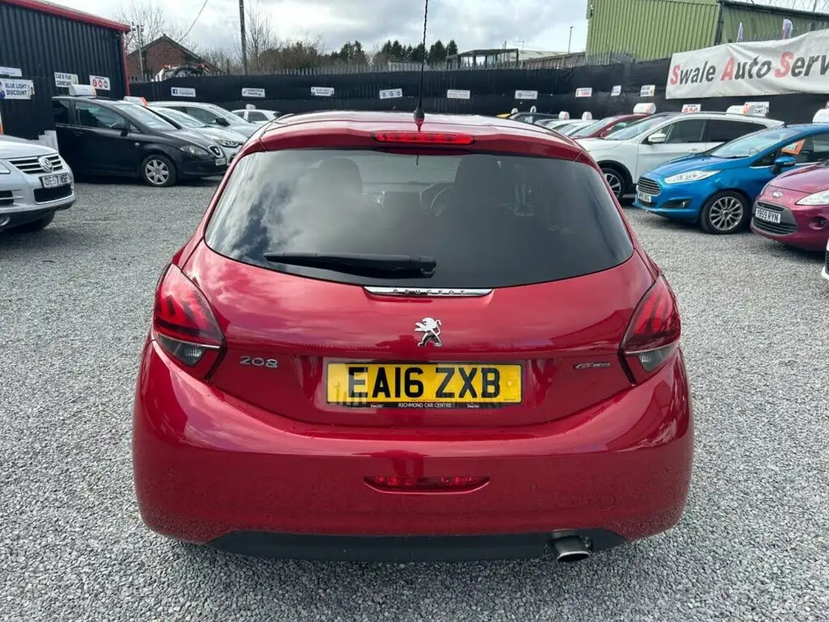 2016-peugeot-208-16bluehdi-gt-line-120bhp-ss-5d-big-3