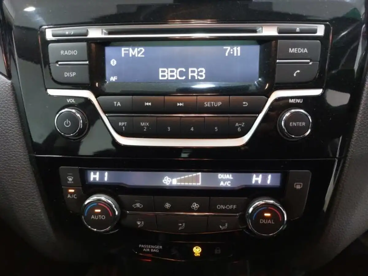 2017-nissan-qashqai-15dci-acenta-big-14