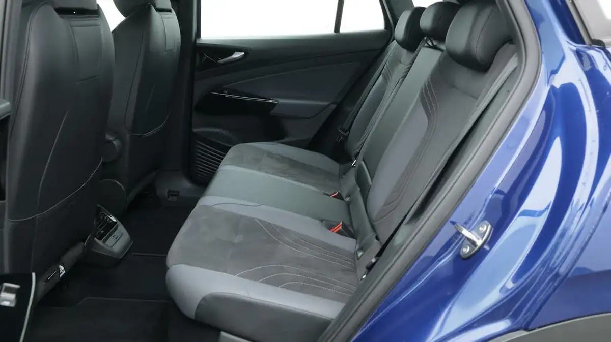 2023-volkswagen-id4-e-life-edition-265ps-77kwh-pro-4motion-big-16