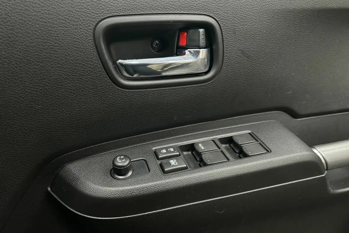 2024-suzuki-ignis-12-dualjet-sz5-cvt-big-21