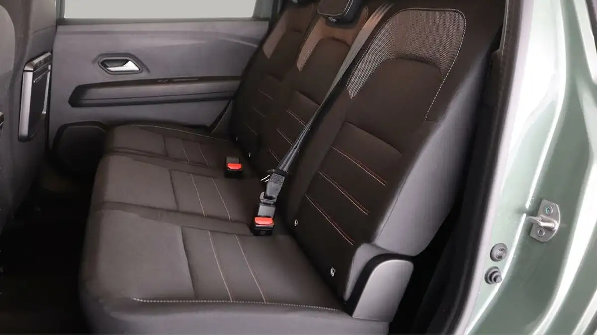 2023-dacia-jogger-16-tce-extreme-se-big-16