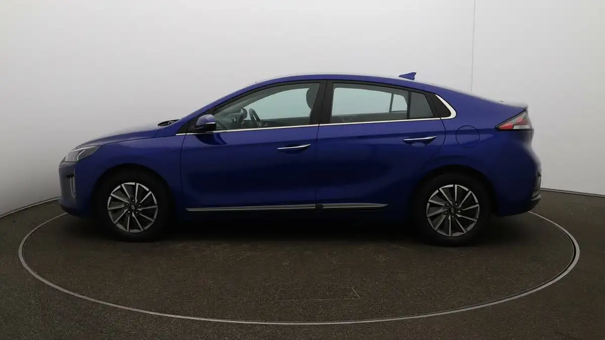 2022-hyundai-ioniq-e-premium-electric-big-58