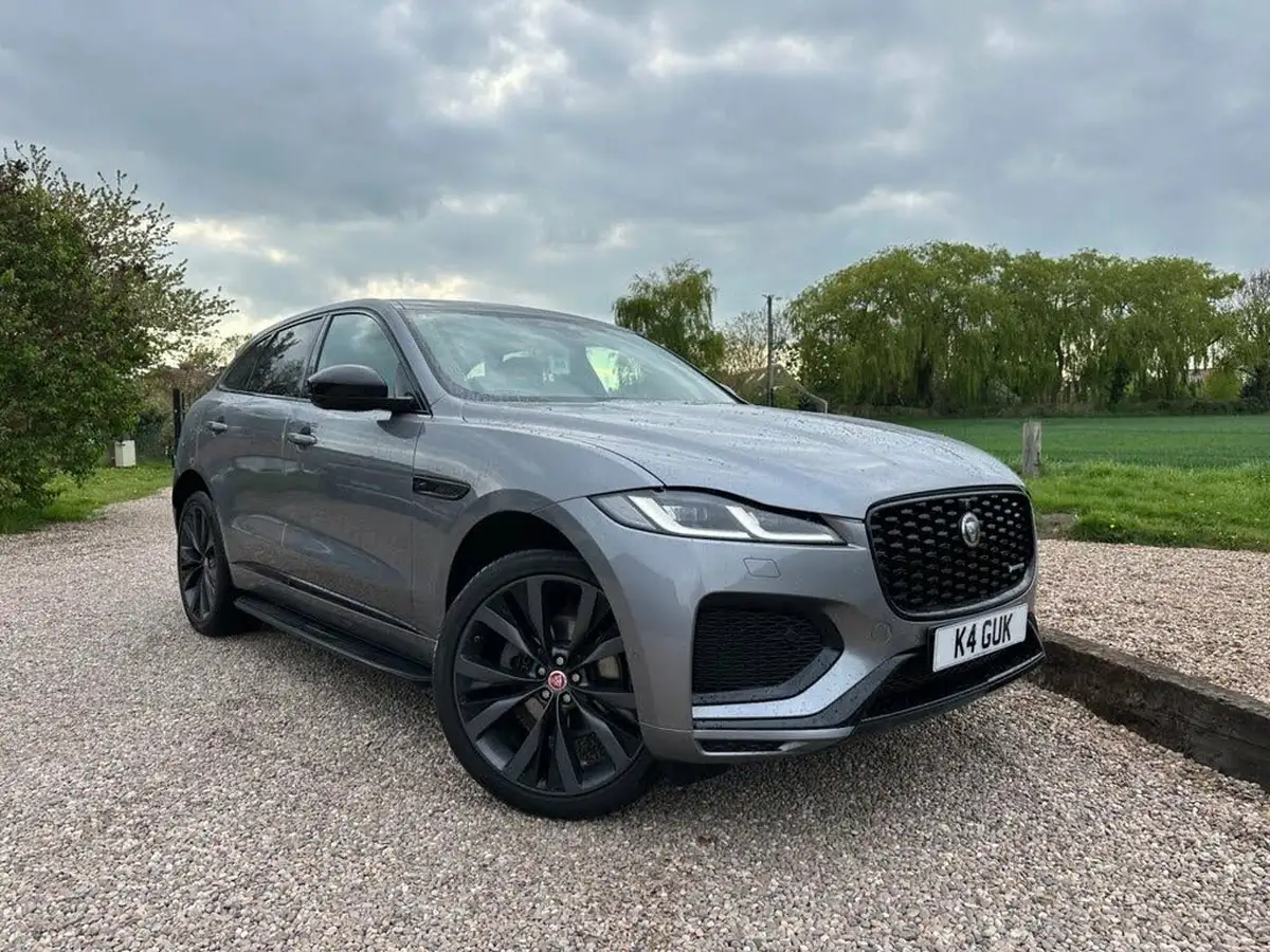 2022-jaguar-f-pace-20-d200-r-dynamic-se-big-0
