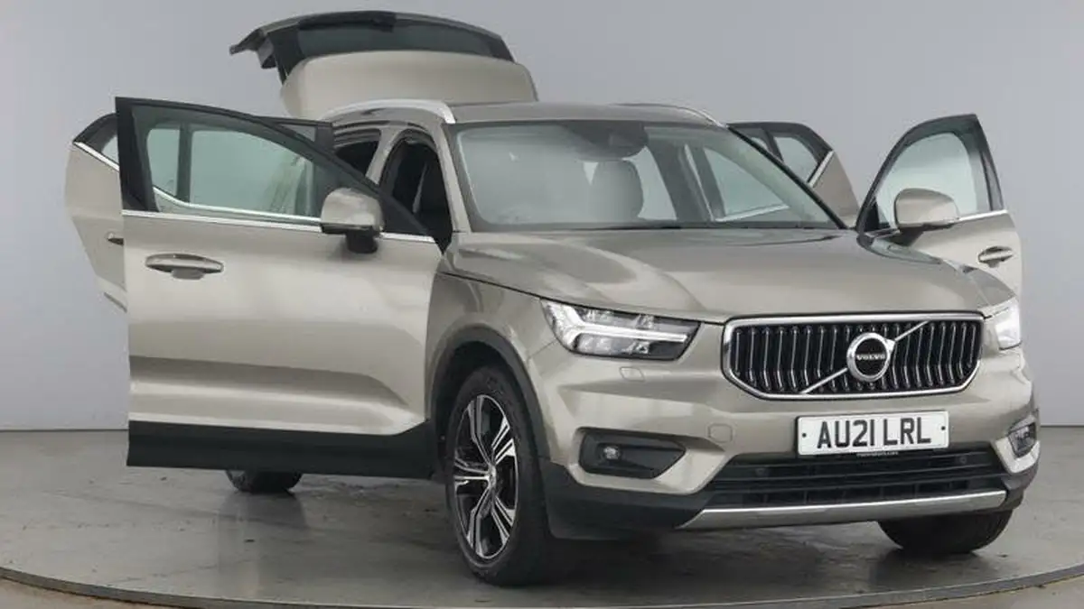 2021-volvo-xc40-20-b4-inscription-pro-194bhp-auto-big-8