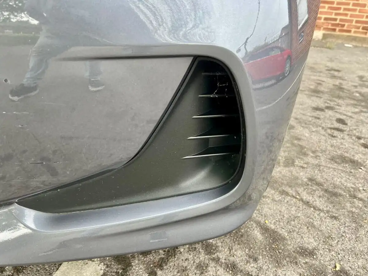 2018-hyundai-i10-10-se-67ps-big-32