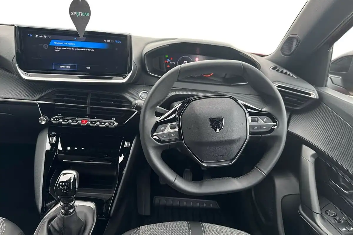 2024-peugeot-2008-suv-12-puretech-allure-130ps-big-11