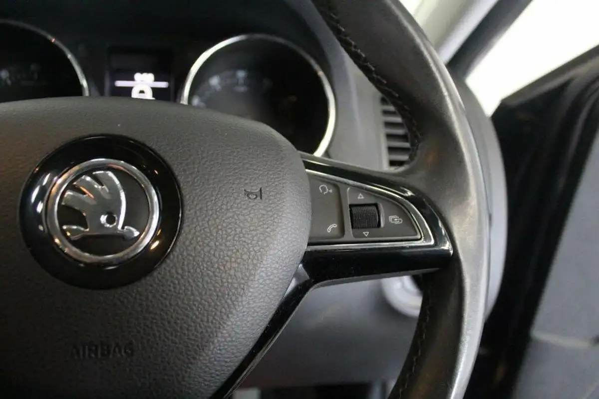2017-skoda-yeti-outdoor-12-tsi-se-l-drive-dsg-big-40