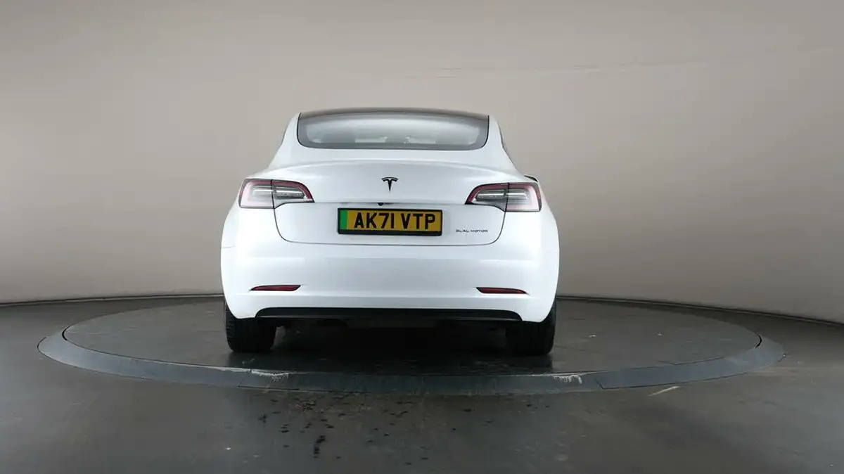 2021-tesla-model-3-e-long-range-awd-big-26