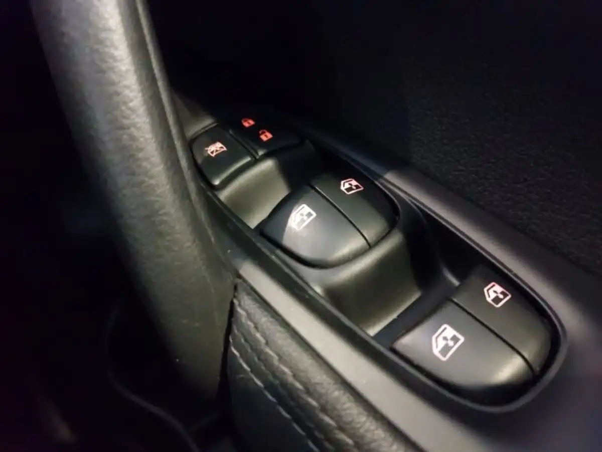 2020-nissan-qashqai-13-dig-t-acenta-premium-160ps-big-17