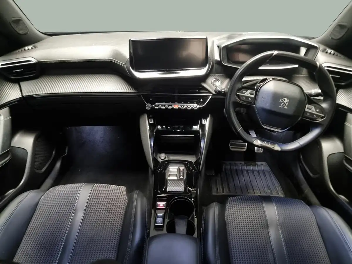 2023-peugeot-2008-suv-e-gt-136bhp-50kwh-station-wagon-big-6