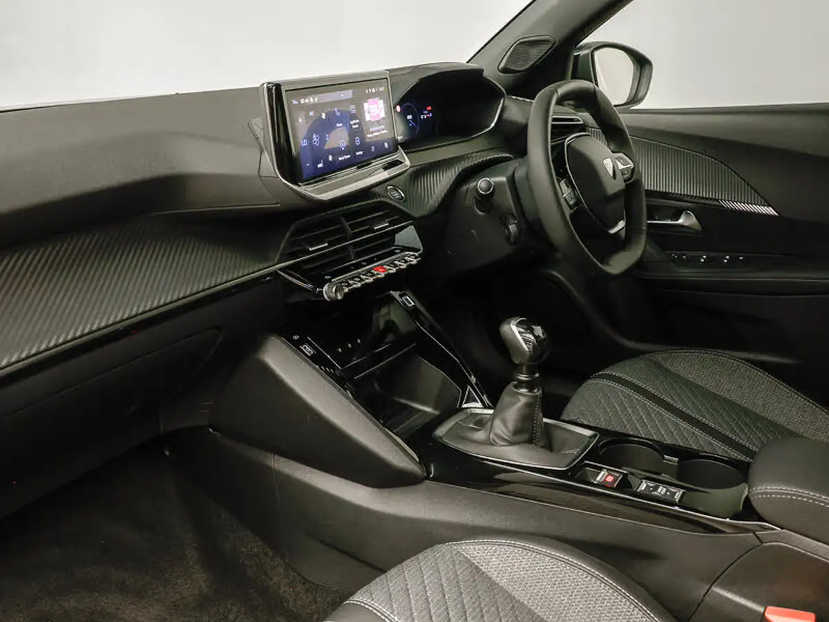 2024-peugeot-2008-suv-12-puretech-allure-130ps-big-14