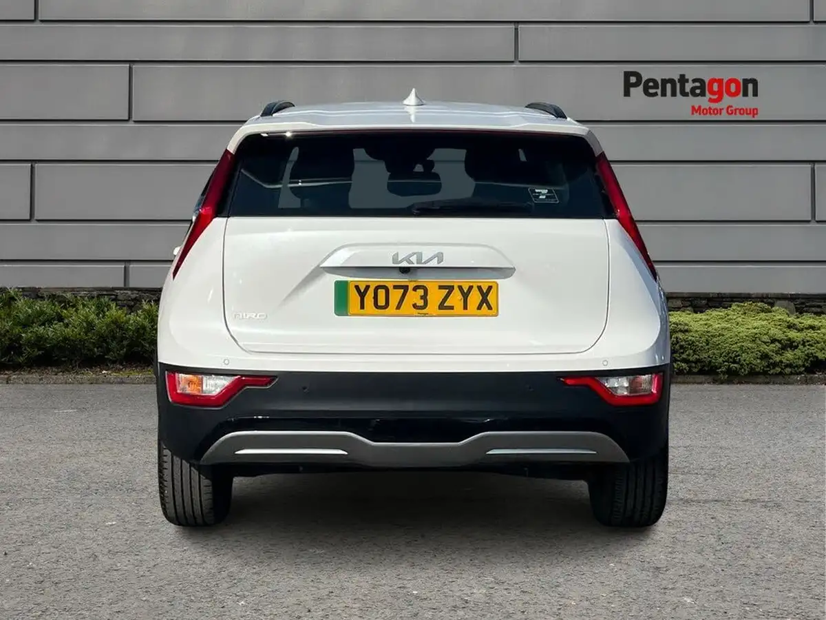 2024-kia-niro-ev-e-2-big-13