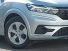 2022-dacia-sandero-10-sce-essential-small-8