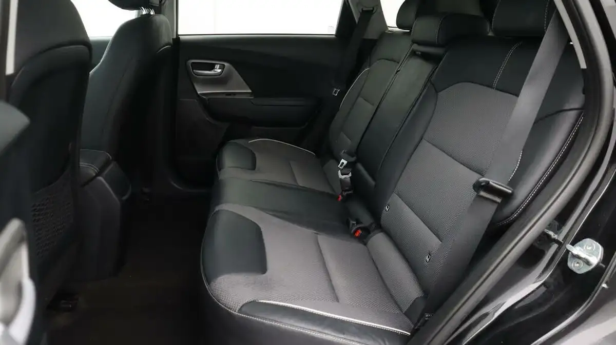 2022-kia-e-niro-ev-2-64-big-16