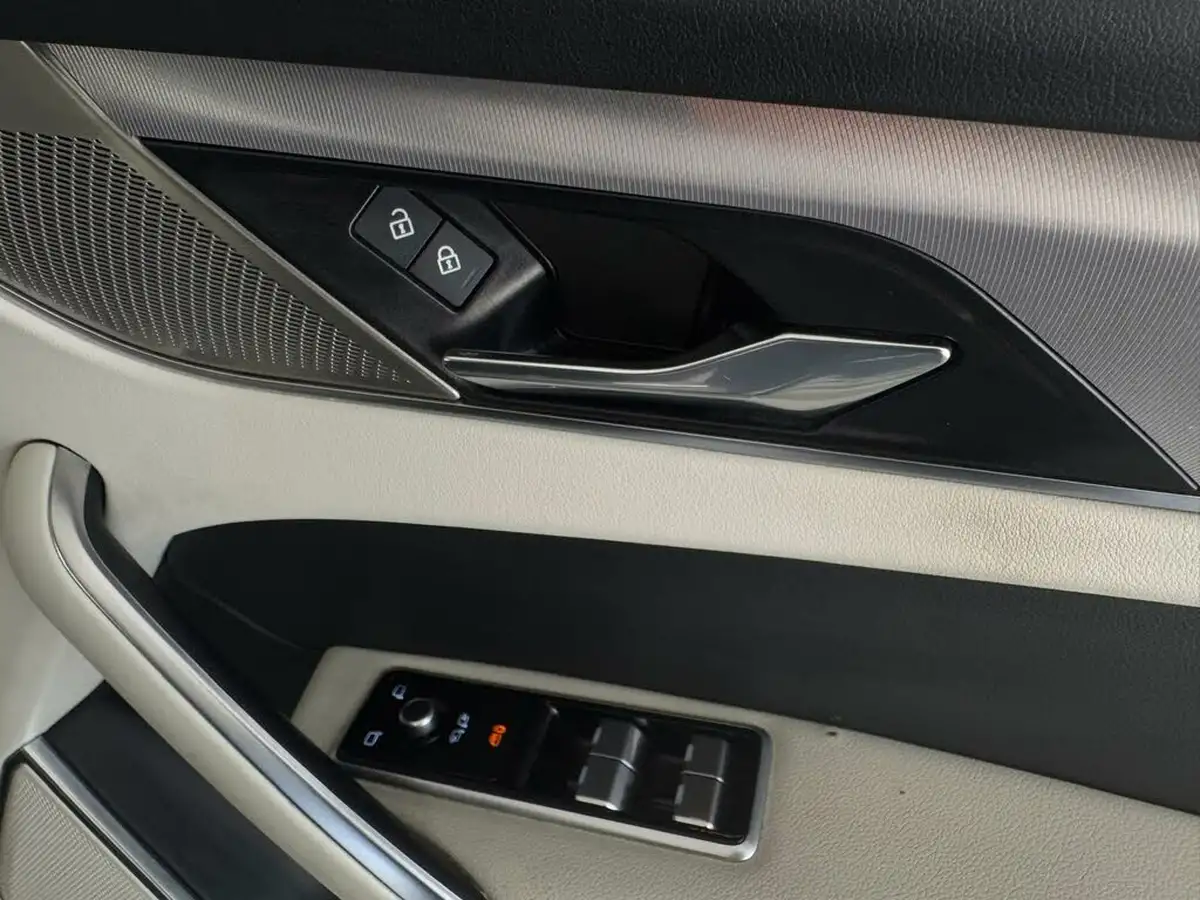 2022-jaguar-f-pace-20-p400e-r-dynamic-s-big-27