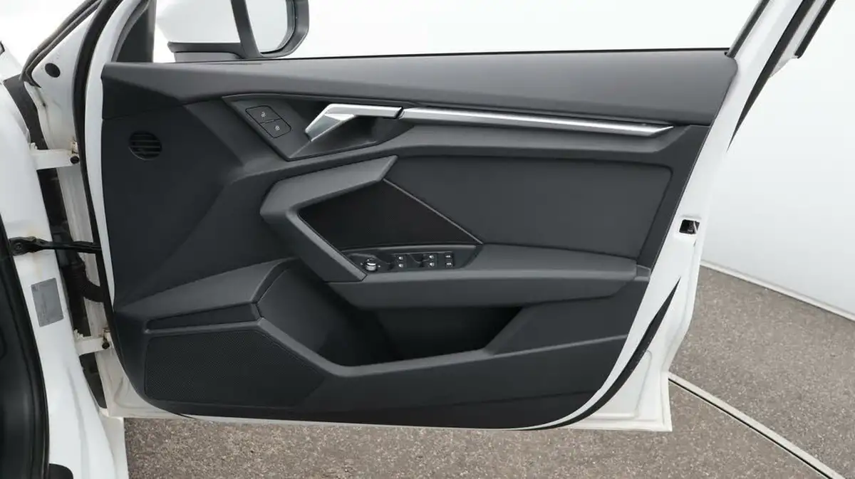 2020-audi-a3-20-35-tdi-sportback-5d-s-tronic-big-15
