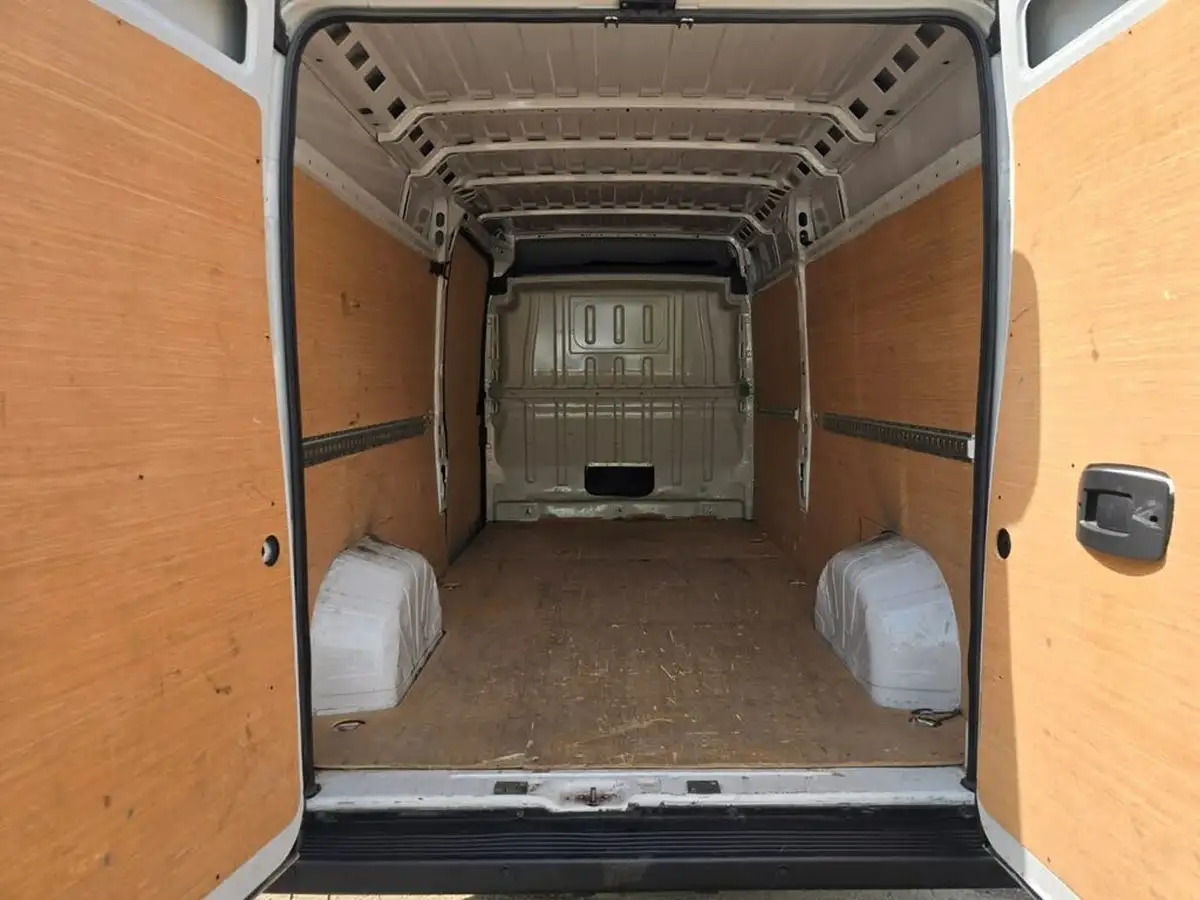 2022-citroen-relay-22bluehdi-35-l3h2-enterprise-panel-big-11