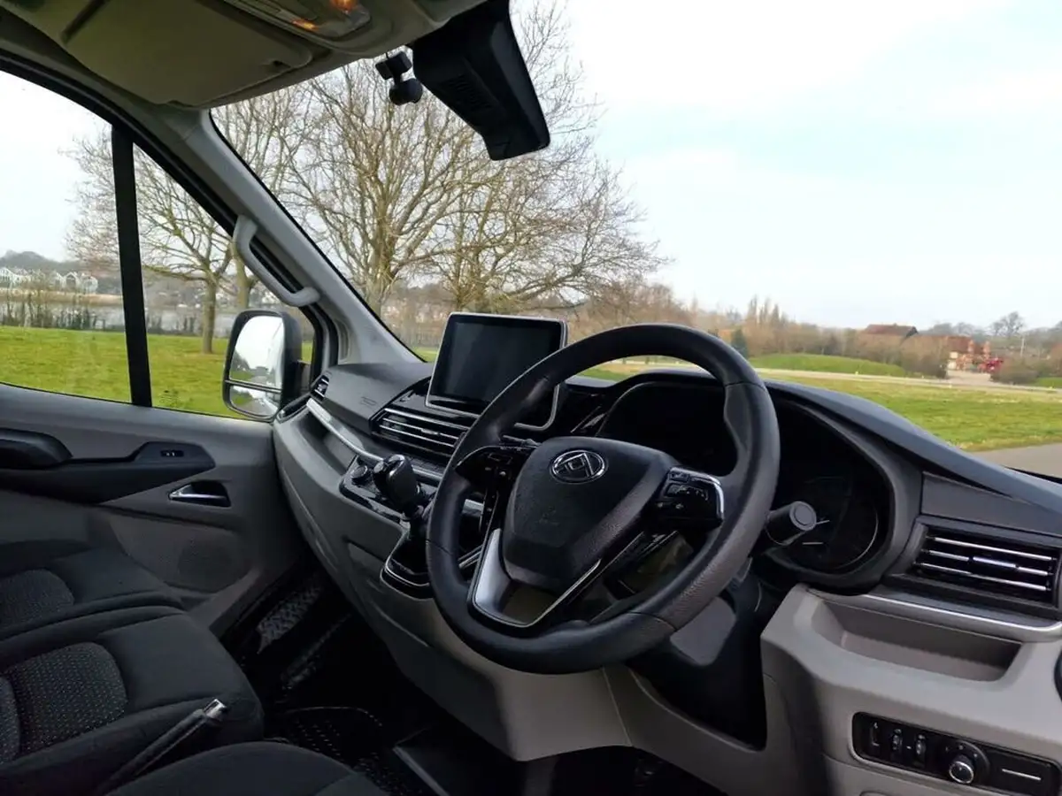 2022-maxus-deliver-9-20tdi-l3h2-big-13