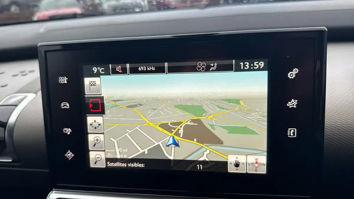 2017-citroen-c4-cactus-12-puretech-flair-82ps-ss-etg-big-31