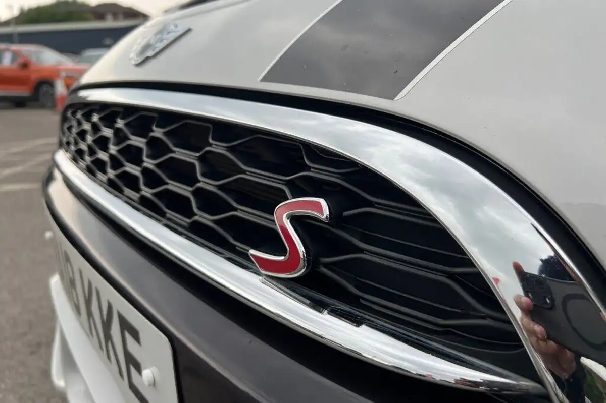 2018-mini-cooper-20-cooper-s-series-ii-ss-hatchback-3d-big-21