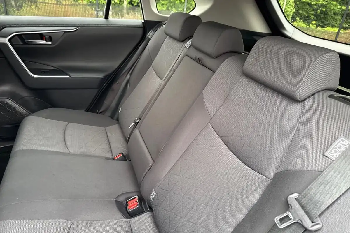 2022-toyota-rav4-25-vvt-i-design-219bhp-big-18
