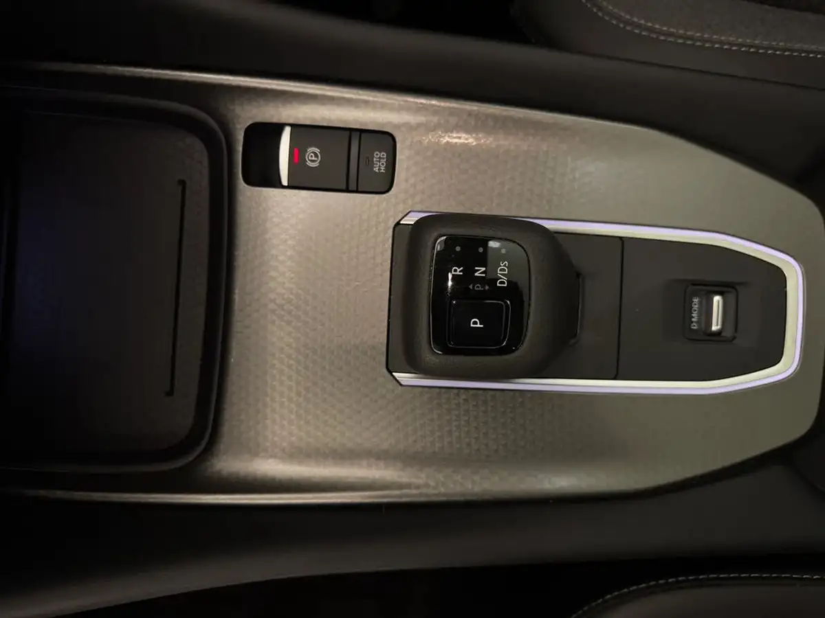 2024-nissan-qashqai-13-dig-t-n-connecta-158ps-mild-hybrid-glass-roof-pack-xtronic-big-15