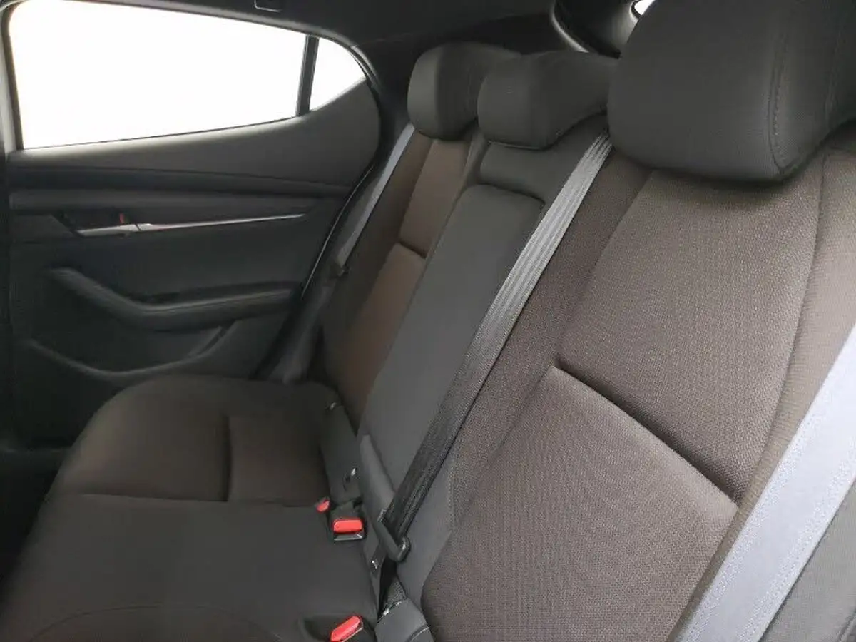 2022-mazda-mazda3-20-se-l-big-5