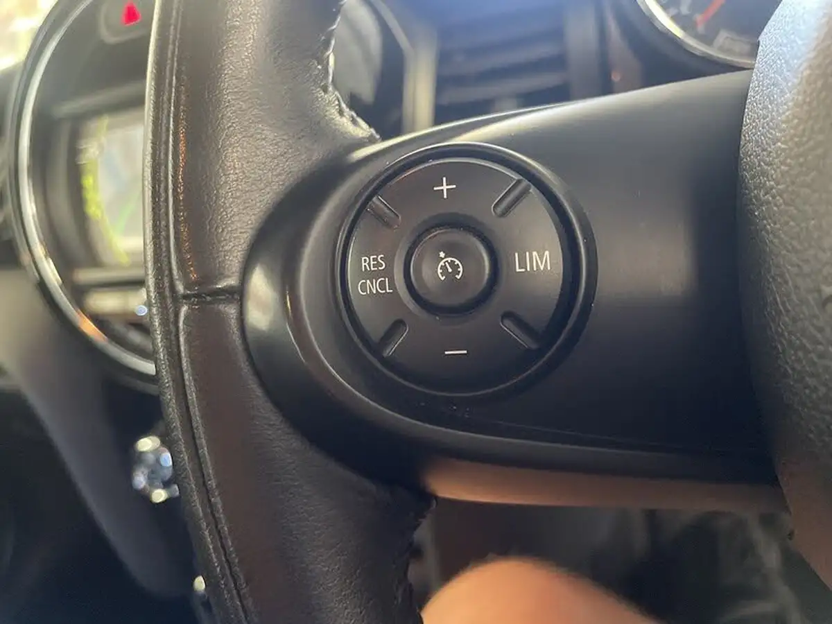 2016-mini-cooper-15-cooper-ss-hatchback-5d-big-25
