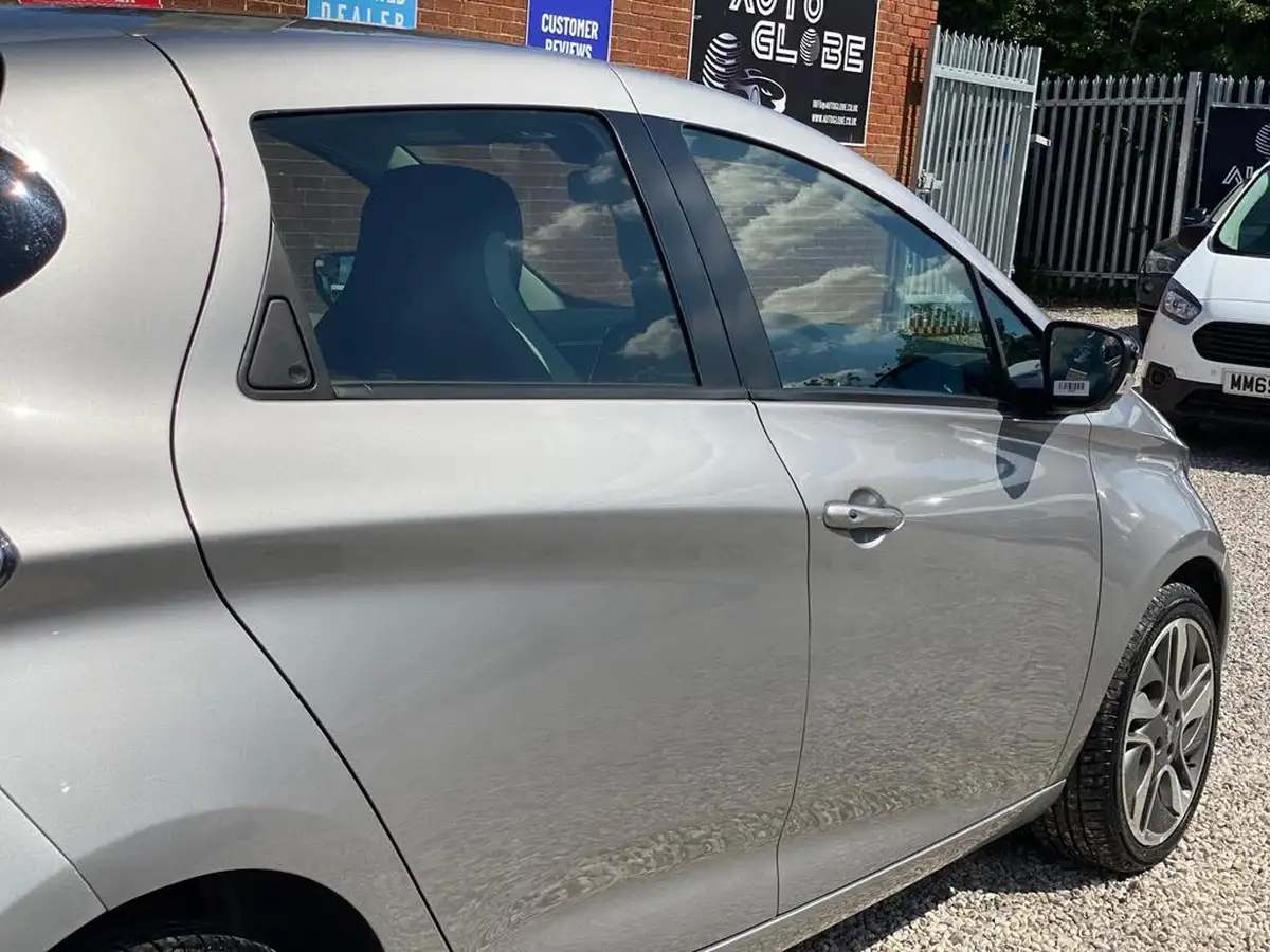 2018-renault-zoe-e-dynamique-nav-rapid-charge-big-29