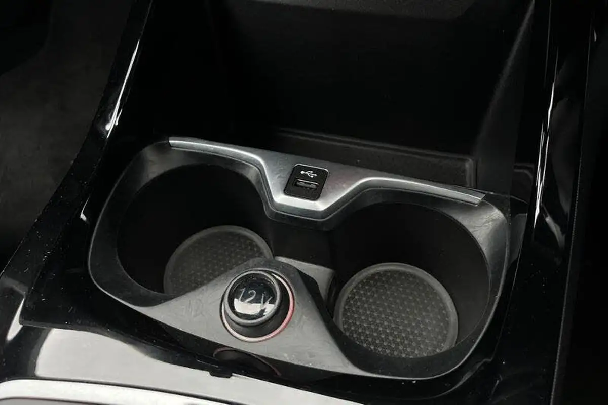 2022-bmw-1-series-15-118i-m-sport-lcp-dct-big-30