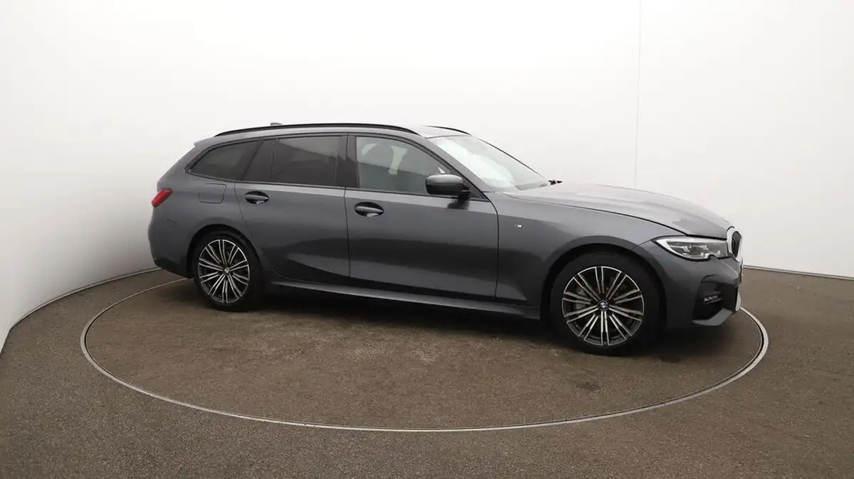 2021-bmw-3-series-20-330e-m-sport-touring-5d-big-47