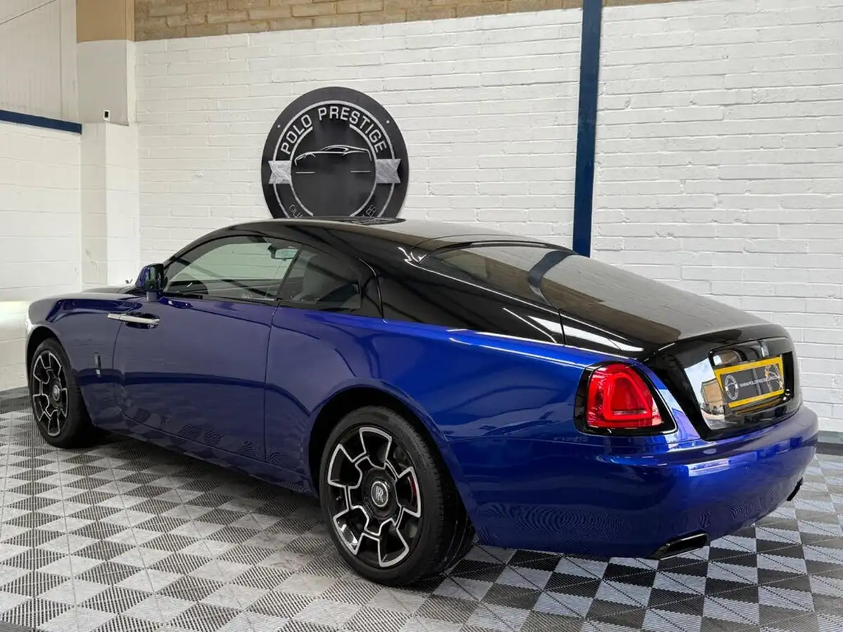 2023-rolls-royce-wraith-66-black-badge-big-1