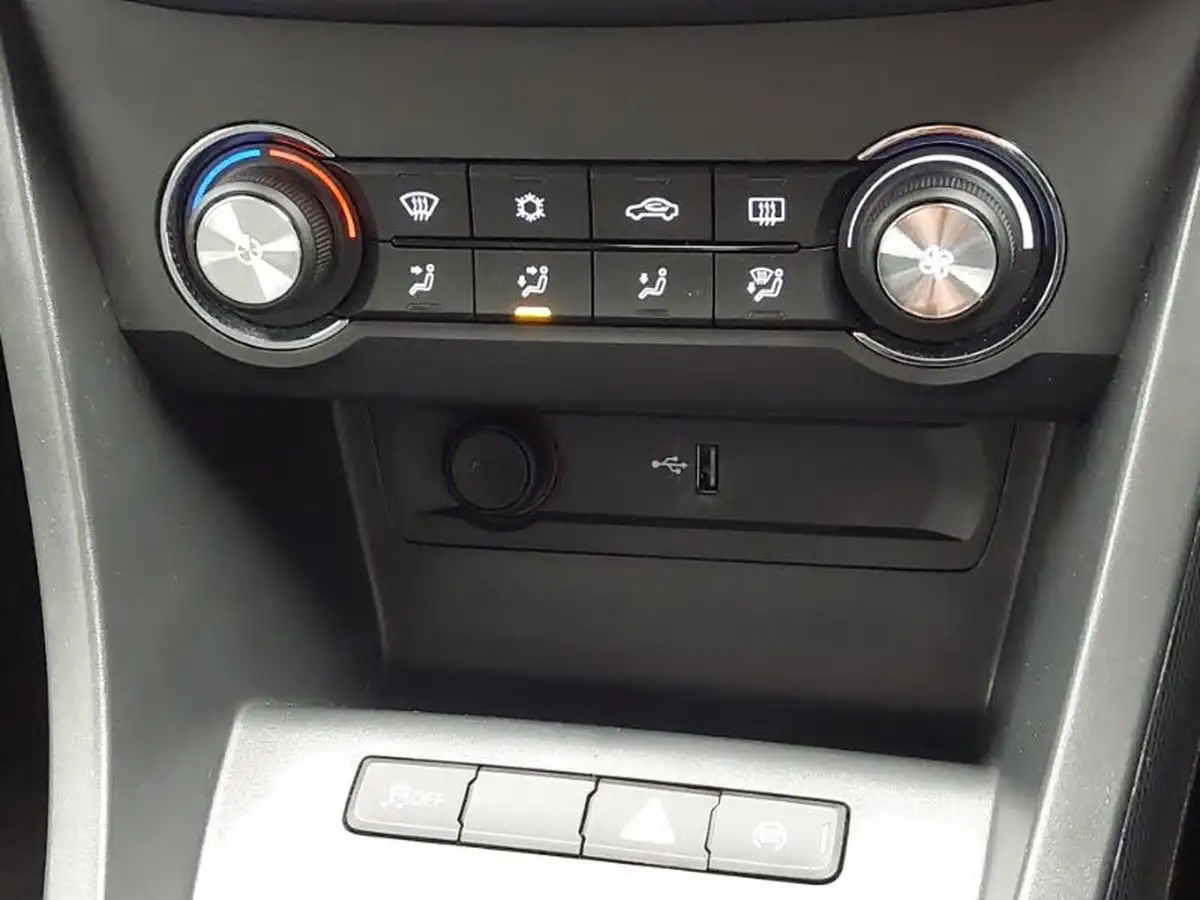 2024-mg-mg3-15-vti-tech-exclusive-nav-big-14
