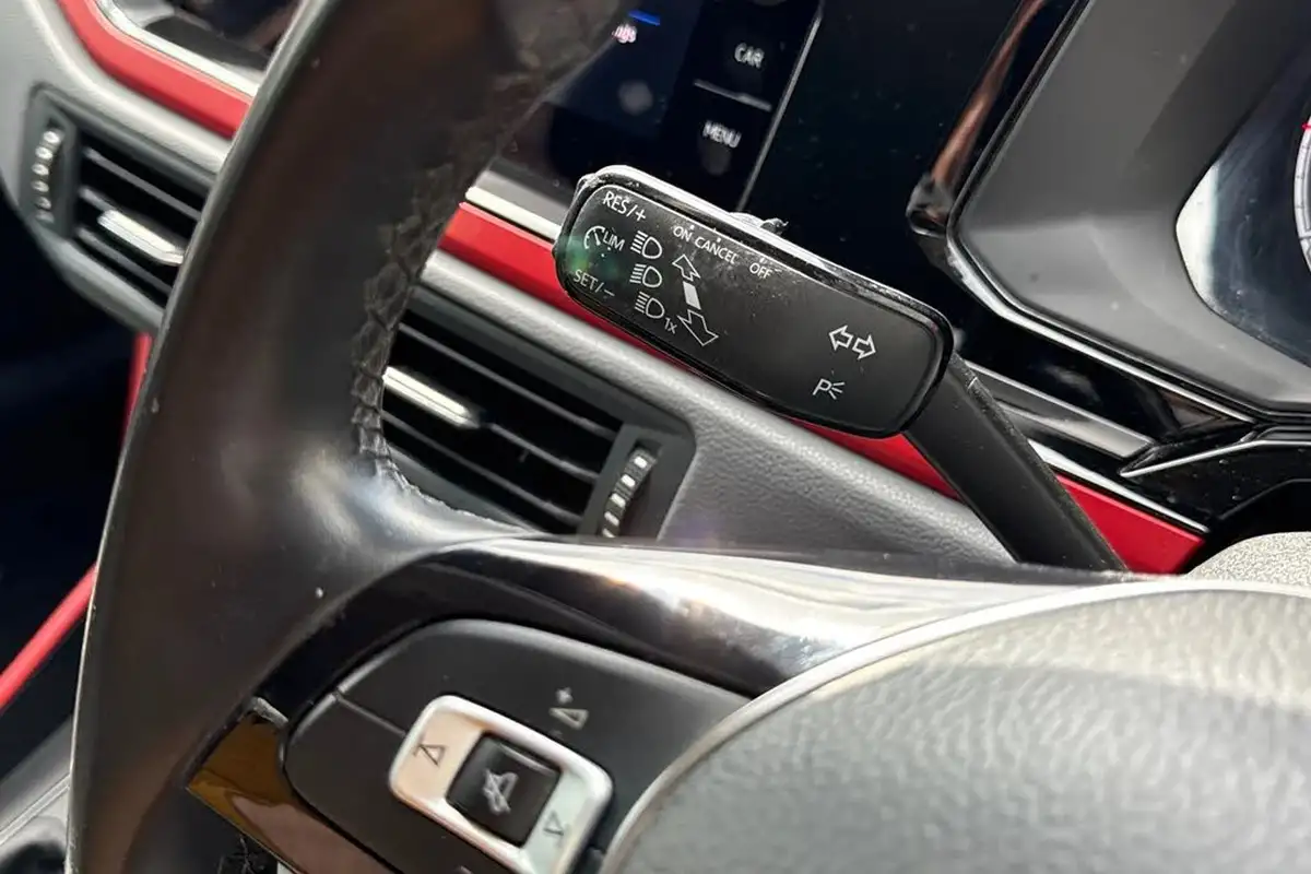2019-volkswagen-polo-16tdi-beats-big-48