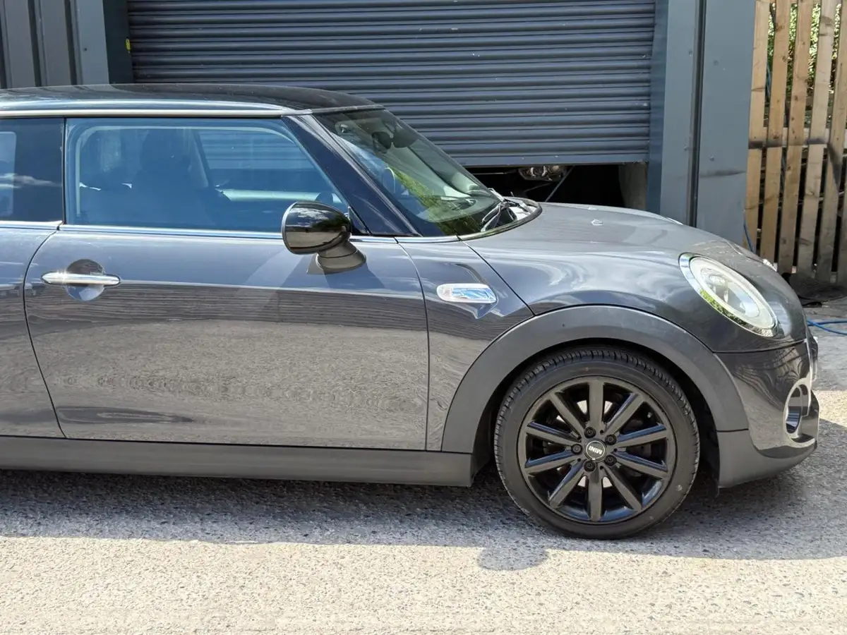 2016-mini-cooper-20-cooper-s-chili-ss-hatchback-3d-big-18