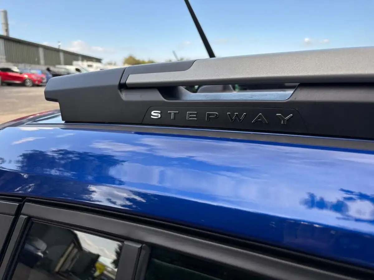 2021-dacia-sandero-stepway-10-tce-prestige-100bhp-bi-fuel-big-12